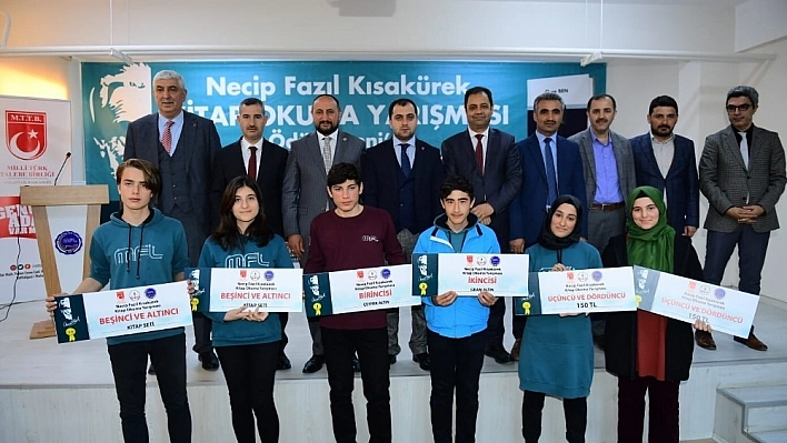 Kitap okuma yarışmasının kazananları ödüllendirildi 