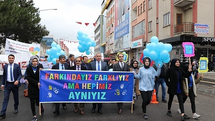 Bingöl'de '2 Nisan Dünya Otizm Farkındalık Günü' 