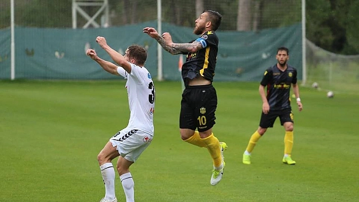 Adem Büyük'ten transfer açıklaması 