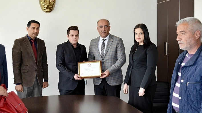 AK Parti'nin tekrar kazandığı Çemişgezek'te devir teslim 