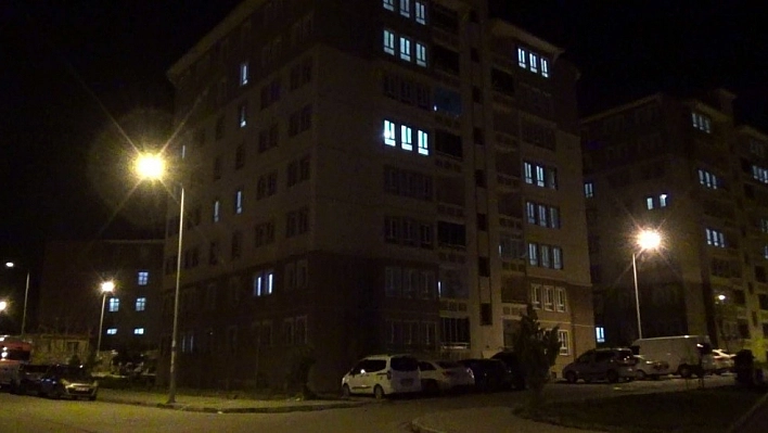 Bingöl'de 3. kattan düşen çocuk hayatını kaybetti 