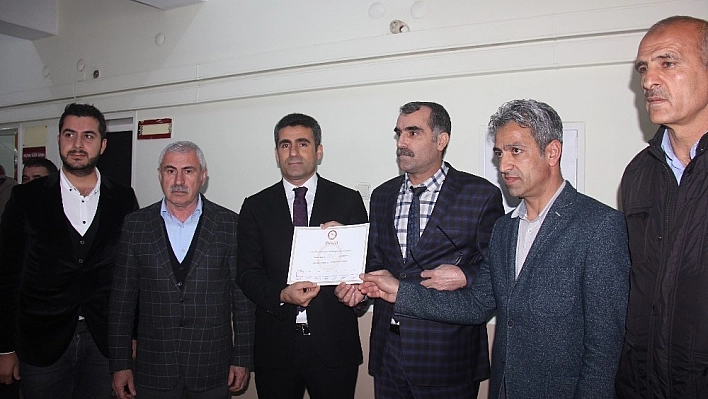 Bingöl'ün yeni başkanı Arıkan görevi devraldı 