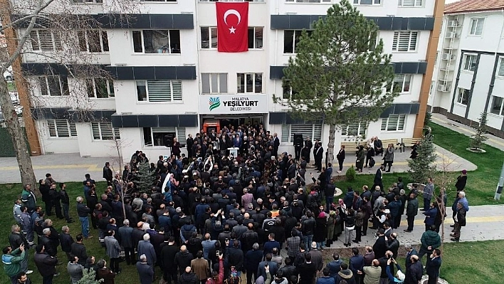 Yeşilyurt Belediye Başkanı Çınar'a coşkulu karşılama 