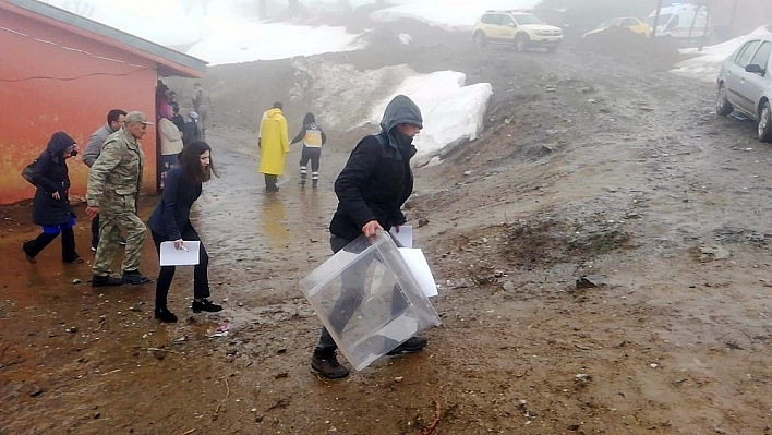 31 Mart'ta 2 kişinin öldüğü mahallede muhtarlık seçimi tekrarlanacak 