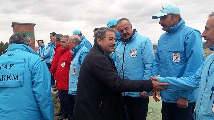 Fendoğlu Skeet yarışmasını izledi 