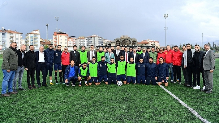 Yeşilyurt Belediyespor şampiyonluk için kenetlendi 