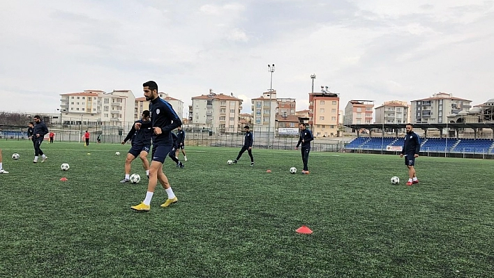 Yeşilyurt'ta  Ağrı maçının hazırlıkları başladı 