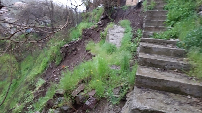 Maden İlçesinde Evlerin Tahliye İşlemi Başlatıldı