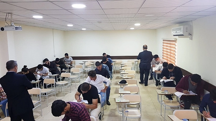 İnönü Üniversitesi'nde YÖS sınavı yapıldı 