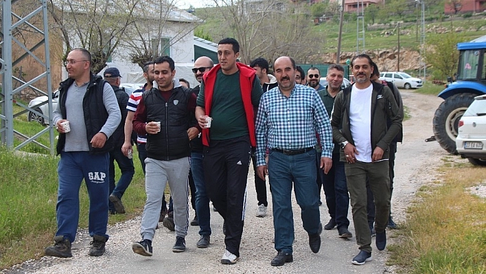 Bu Aileden Yarım Asırdır Muhtarlık Elden Gitmiyor!