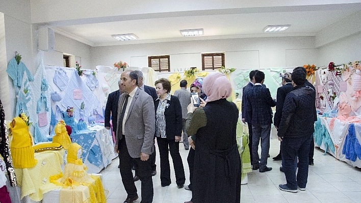 Malatya'da trikotaj ve mefruşat sergisi 