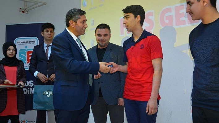 Olimpiyat Koleji Matematik Olimpiyatlarında il birincisi oldu 