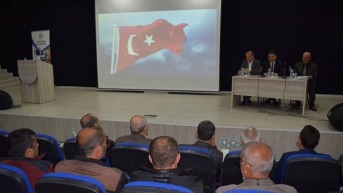 Arguvan'da muhtarlar toplantısı yapıldı 
