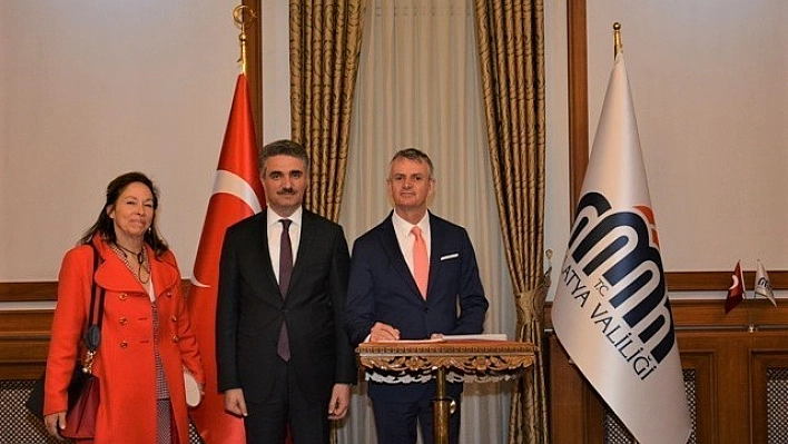 Kanada Büyükelçisinden Vali Baruş'a ziyaret 