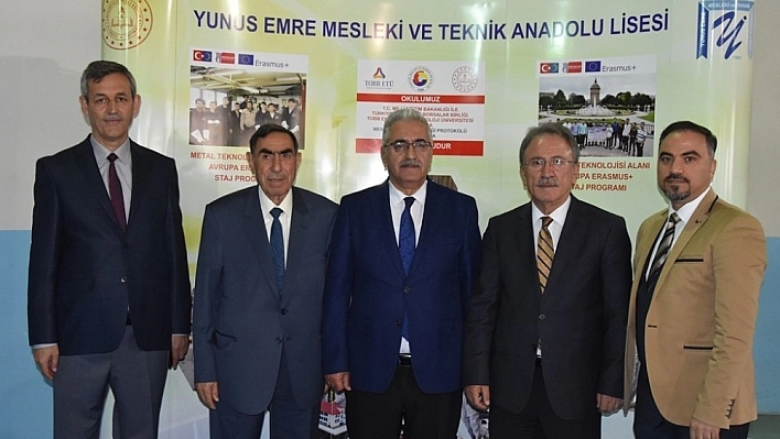 Malatya'da TÜBİTAK 4006 Bilim Fuarı yapıldı 