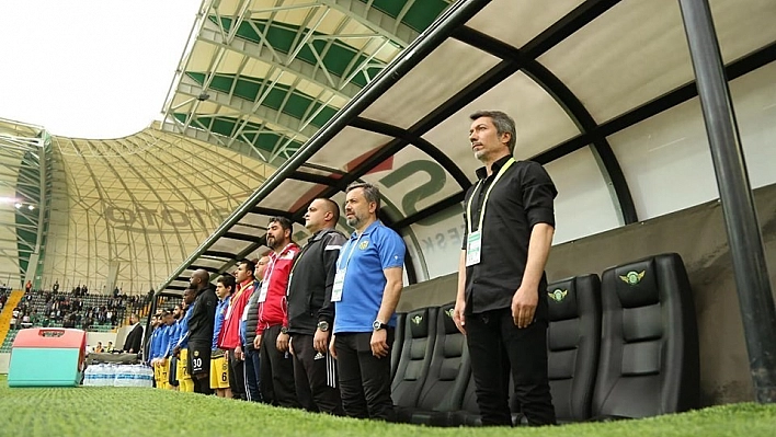 Evkur Yeni Malatyaspor Ali Ravcı ile çıkışa geçti 