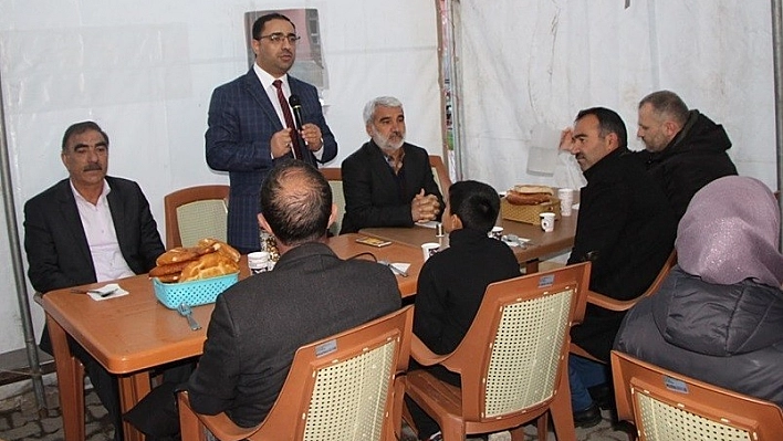 Karlıova'da geleneksel iftar çadırı 