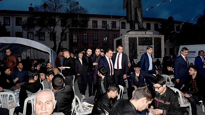 Malatya iftar çadırında ilk gün heyecanı vardı 