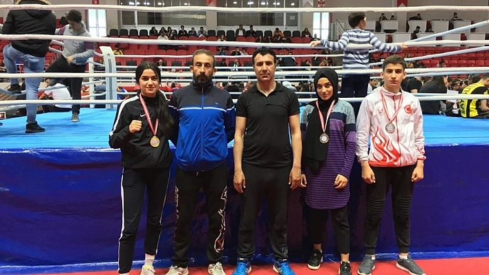 Malatyalı sporcular muaythaide büyük başarı elde etti 
