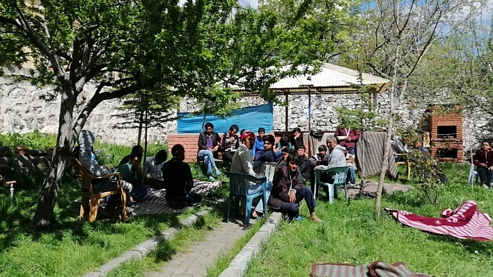 Umut yoluculuğu için 55 gün yürümüşler 