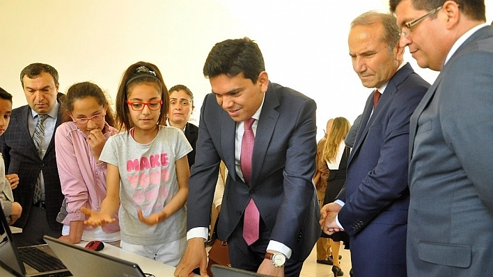 Arguvan'da ilk kez Robotik Kodlama şenliği yapıldı 
