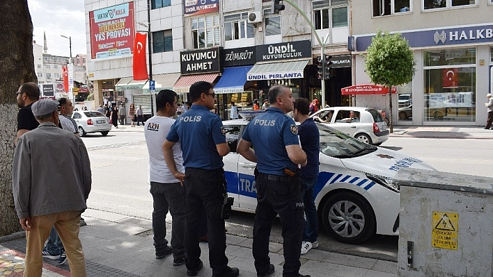 Otomobilin çarptığı çocuk yaralandı 