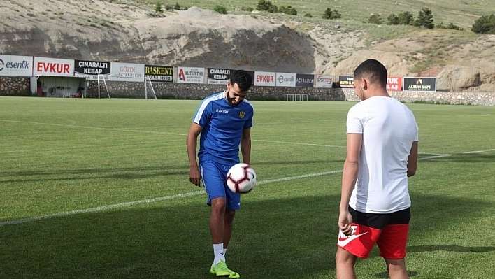 İssam Chebake: 'Ailem, Malatya ve Türkiye'yi çok seviyor' 