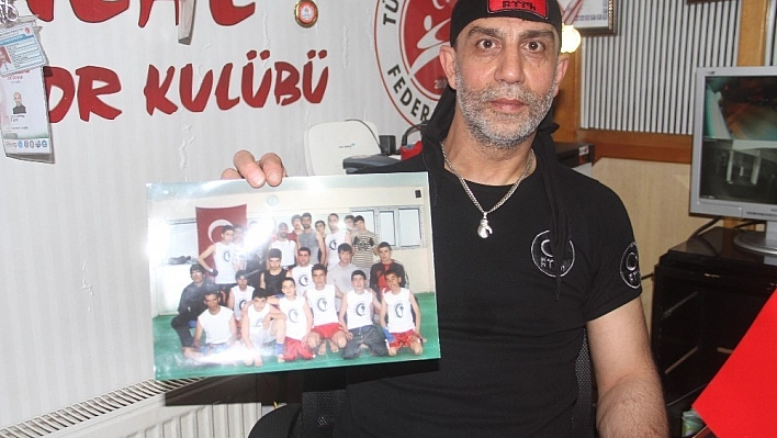 Yarışmada Dikkatleri Üzerine Çekmişti