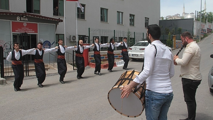 Yabancı Uyruklu Öğrenciler, Türk Kültürünü Öğreniyorlar