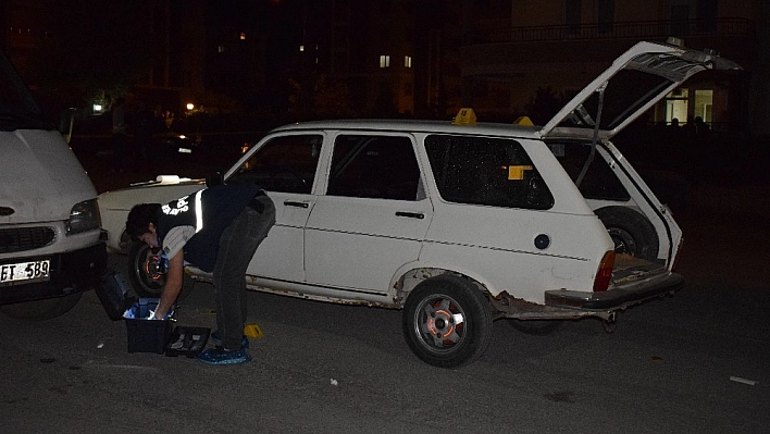 Malatya'da otomobile silahlı saldırı: 2 ağır yaralı 