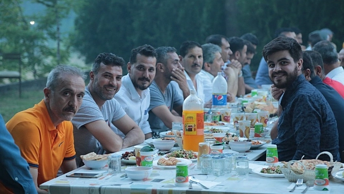 Evkur Yeni Malatyaspor'da kulüp çalışanlarına iftar 