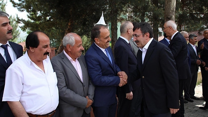 AK Parti Genel Başkan Yardımcısı Yılmaz: 'Bir toplumu ayakta tutan en önemli şeylerden biri ortak değerlerdir' 