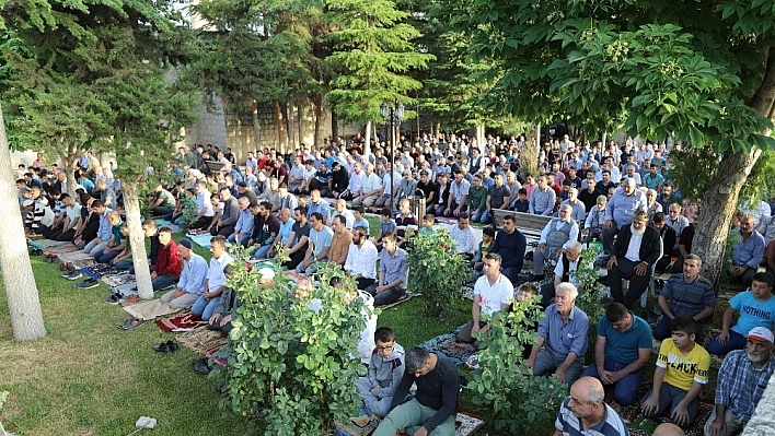 Başkan Güder, bayramlaşma programlarına katıldı 