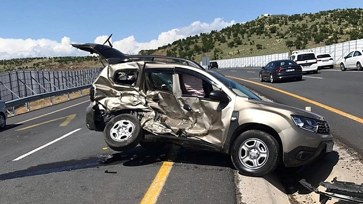 Elazığ-Bingöl yolunda kaza: 7 yaralı 