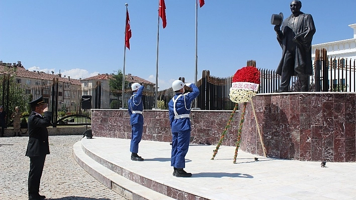 Varlığınız Gurur Veriyor!
