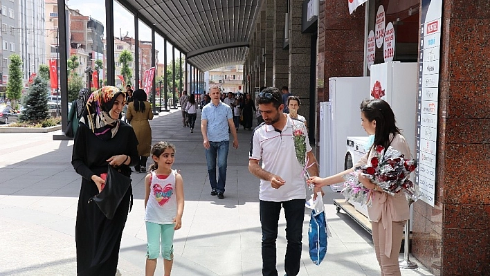 Doğa Cadde'de Babalar Günü coşkusu 