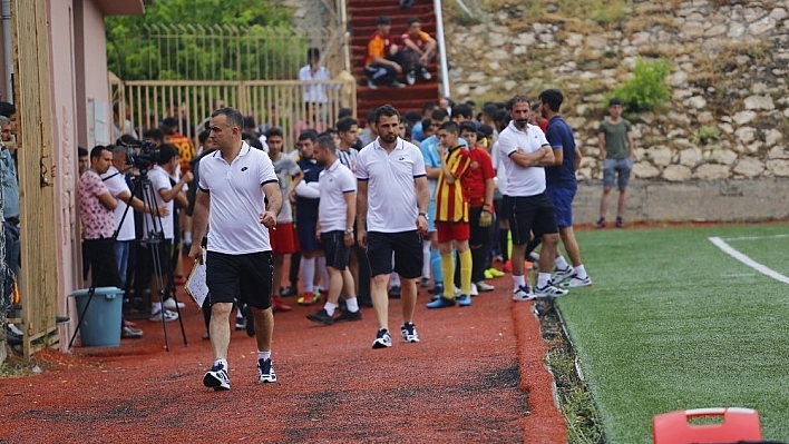 Evkur Yeni Malatyaspor altyapı seçmelerine yoğun katılım 