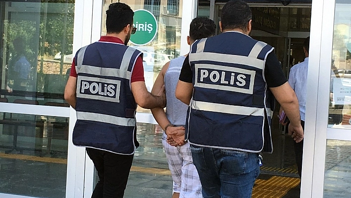 Elliler Çarşısını Soyan Hırsız Yakalandı