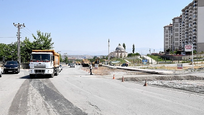 TOKİ yolunda çalışmalar sürüyor 
