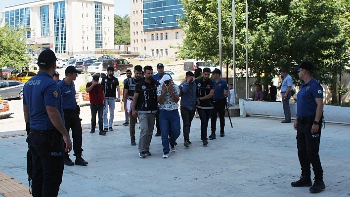 Elazığ'da Uyuşturucu Tacirlerine Operasyon