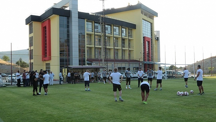 Sergen Yalçın'dan kulüp tesislerine tam not 