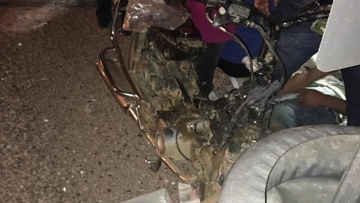 Bariyerlere çarpan motosiklet sürücüsü hayatını kaybetti 