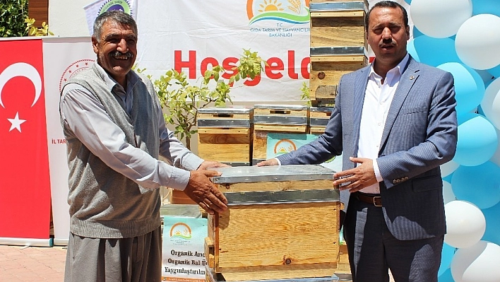 İki Yüz Adet Organik Kovan Dağıtıldı