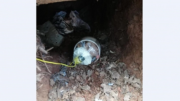Bingöl'de 3 sığınak imha edildi, EYP ve yaşamsal malzeme ele geçirildi 