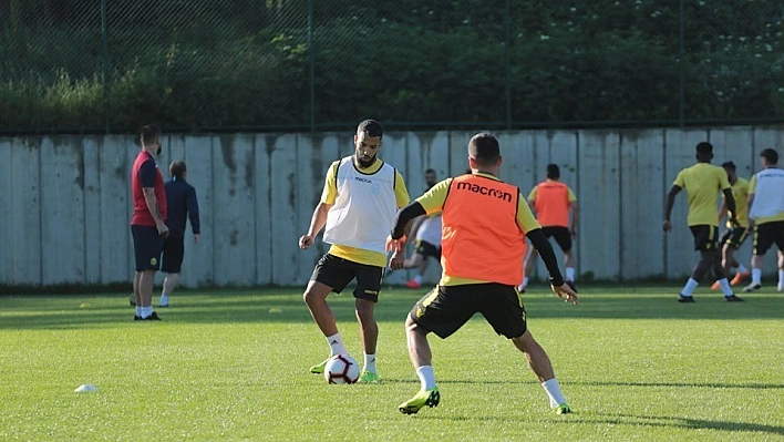 Issam Chebake'den Sergen Yalçın'a övgü 