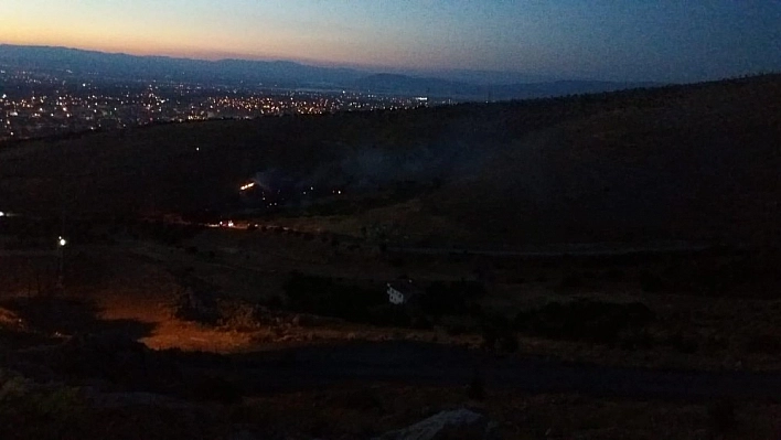 Bağ yangını korkuttu 