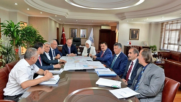 Gürkan, Cumhurbaşkanı Erdoğan'ı festivale davet etti 