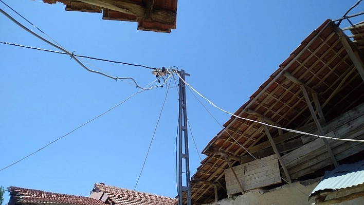 Akçadağda yanmayan sokak lambalarına tepki 