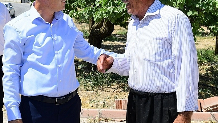 Yeşilyurt'ta tarım arazilerinin ulaşım ağı nitelikli hale geliyor 