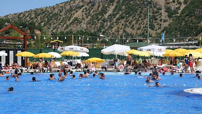 Tunceli'den Akdeniz ve Ege'yi aratmayan görüntüler 